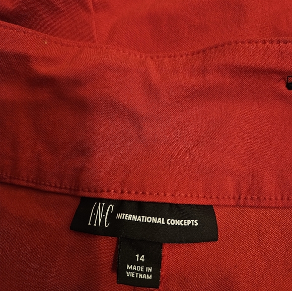 INC red shorts - Picture 3 of 4